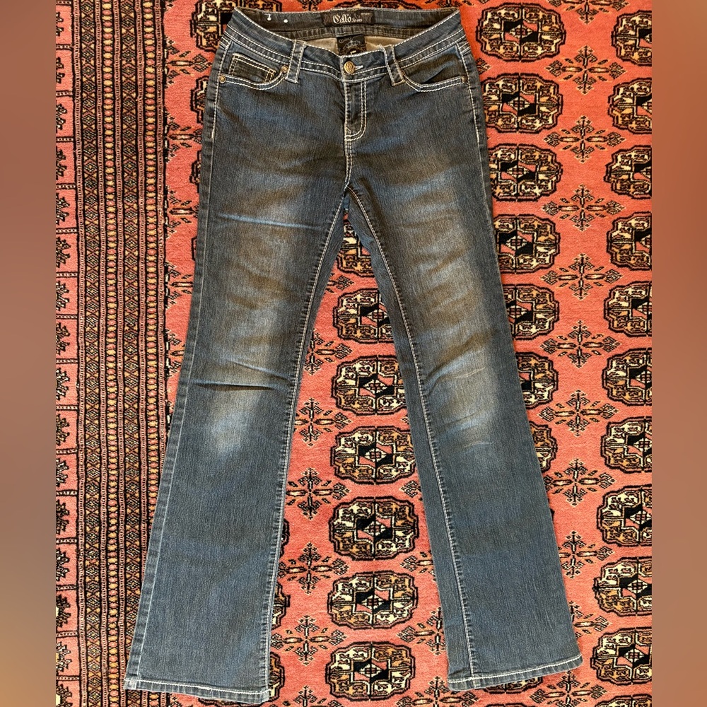 Vintage Y2K Cello Bedazzled Flair Jean